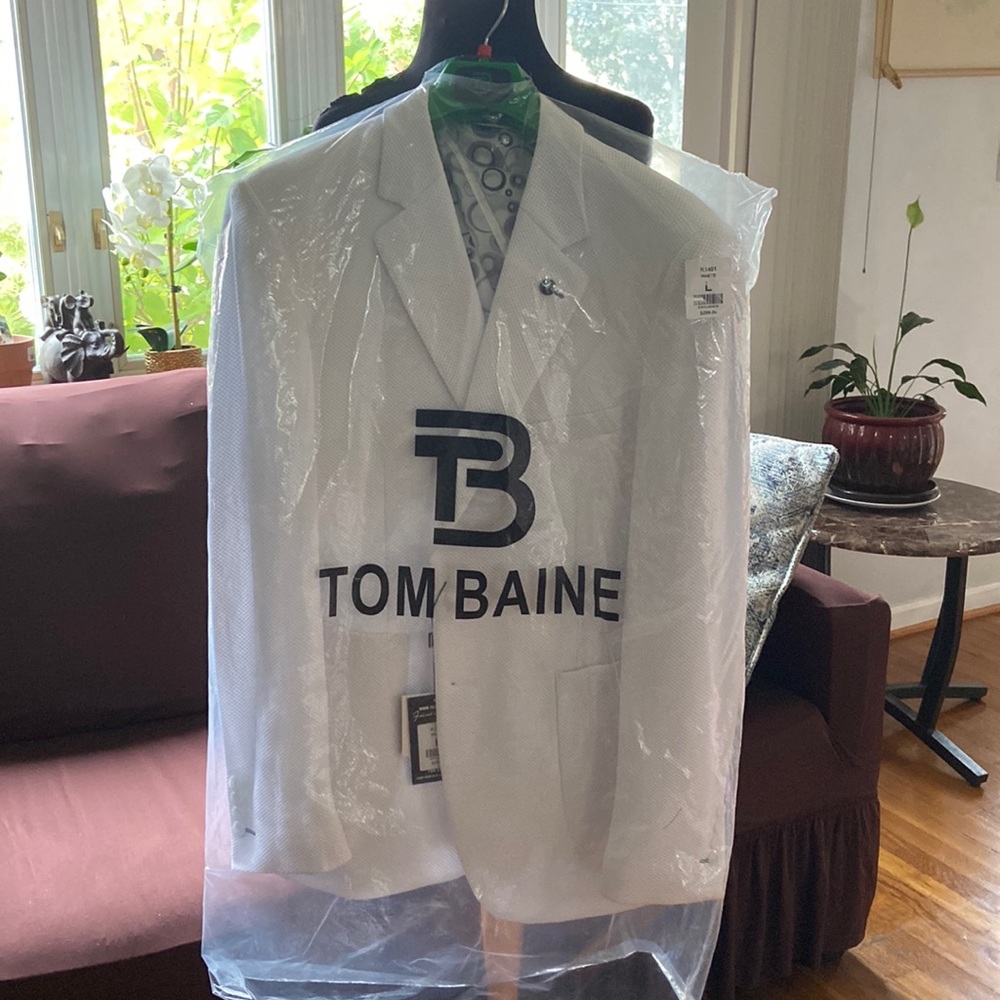 White tom Baine blazer